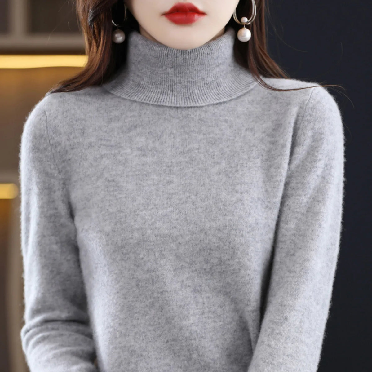 Grey Women's Cashmere Turtleneck Sweater with Regular Fit & Soft Stretch - Close Up Collar