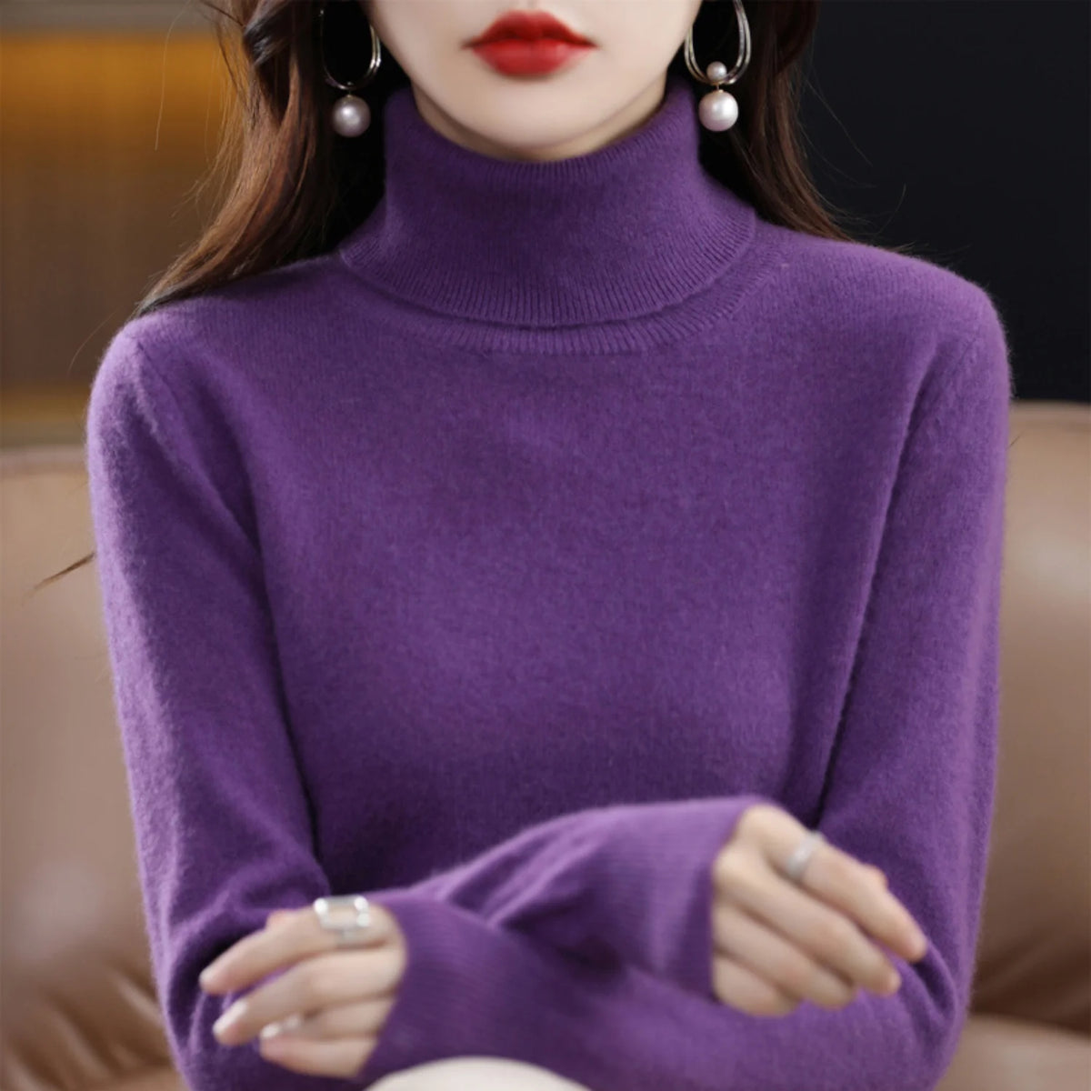 Lilac Women's Cashmere Turtleneck Sweater with Regular Fit & Soft Stretch - Close Up Collar
