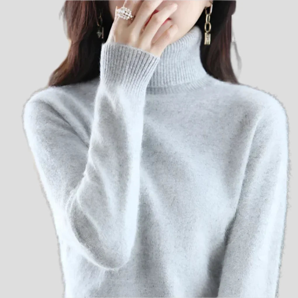 Light Grey Women's Ribbed Turtleneck Sweater with Fitted Roll Neck & Long Sleeves - Hand At Chin