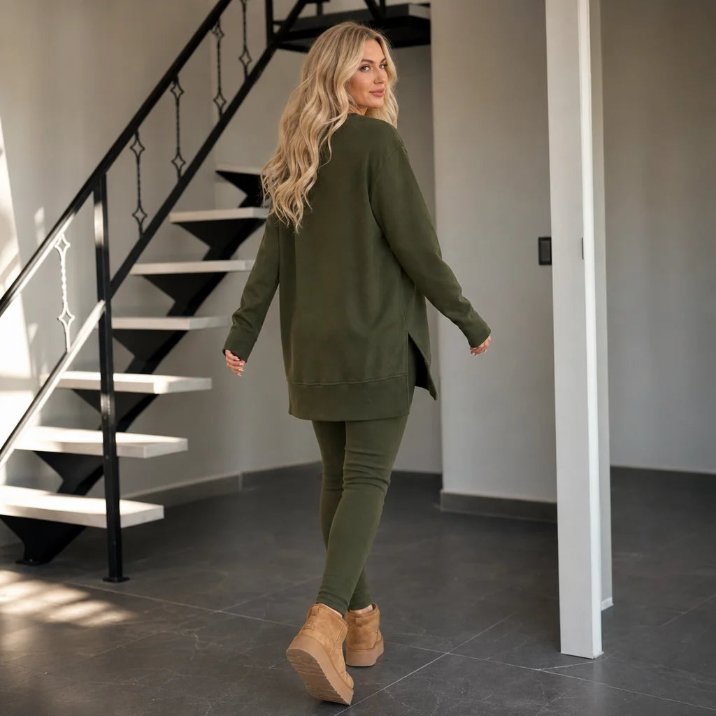 Women's Split-Sleeve Top and Pants Set with Relaxed Fit & Stretchy Knit - Green Back Detail